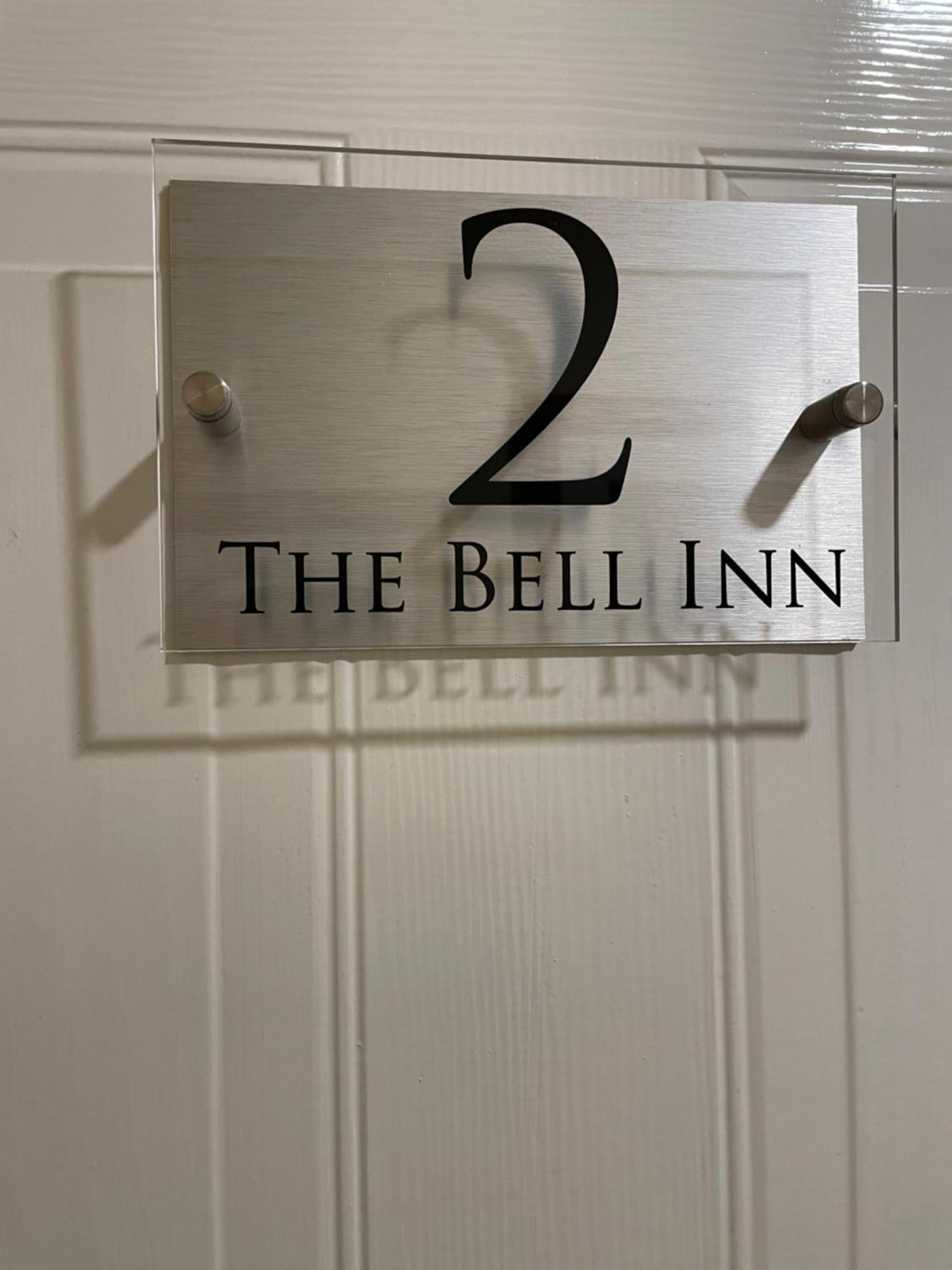 סליסבורי The Bell Inn מראה חיצוני תמונה